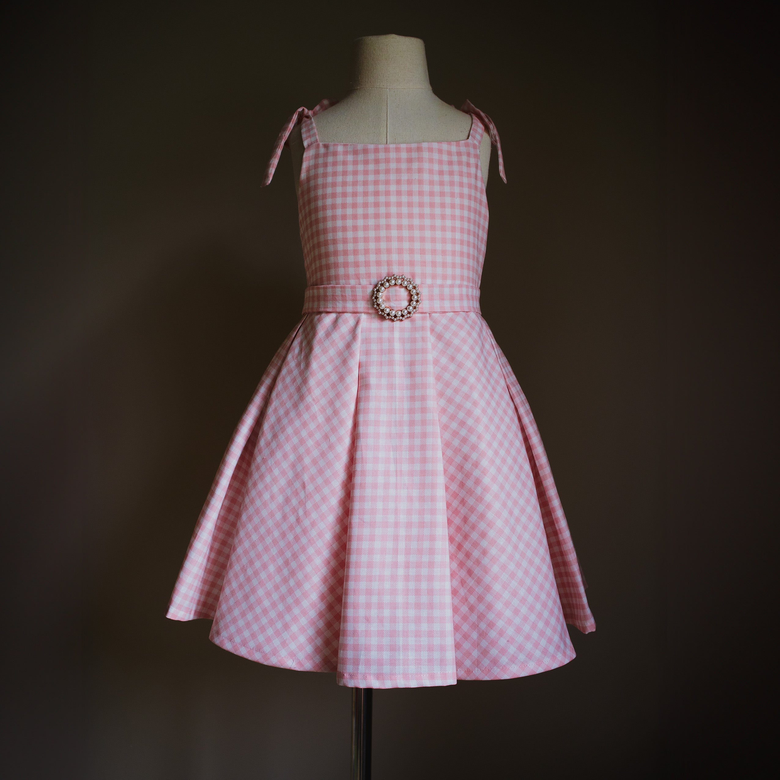 Barbie dress sewing pattern for girls, sizes 1 - 14 years Easily Made Patterns Barbie dress sewing pattern for girls, sizes 1 - 14 years Easily Made Patterns