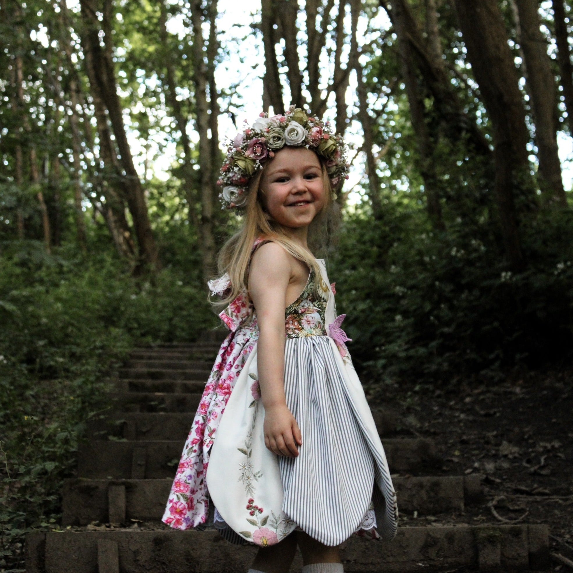 Tinker Bell dresss sewing pattern – Easily Made Patterns Tinker Bell dresss sewing pattern – Easily Made Patterns