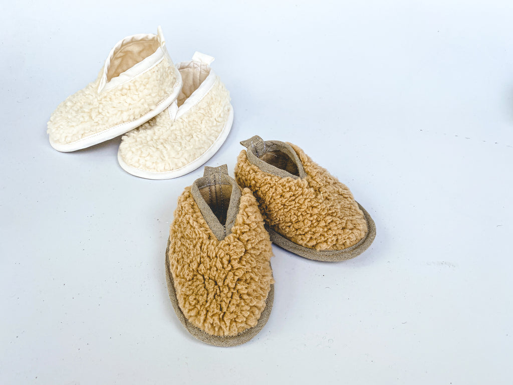 Baby booties sewing pattern